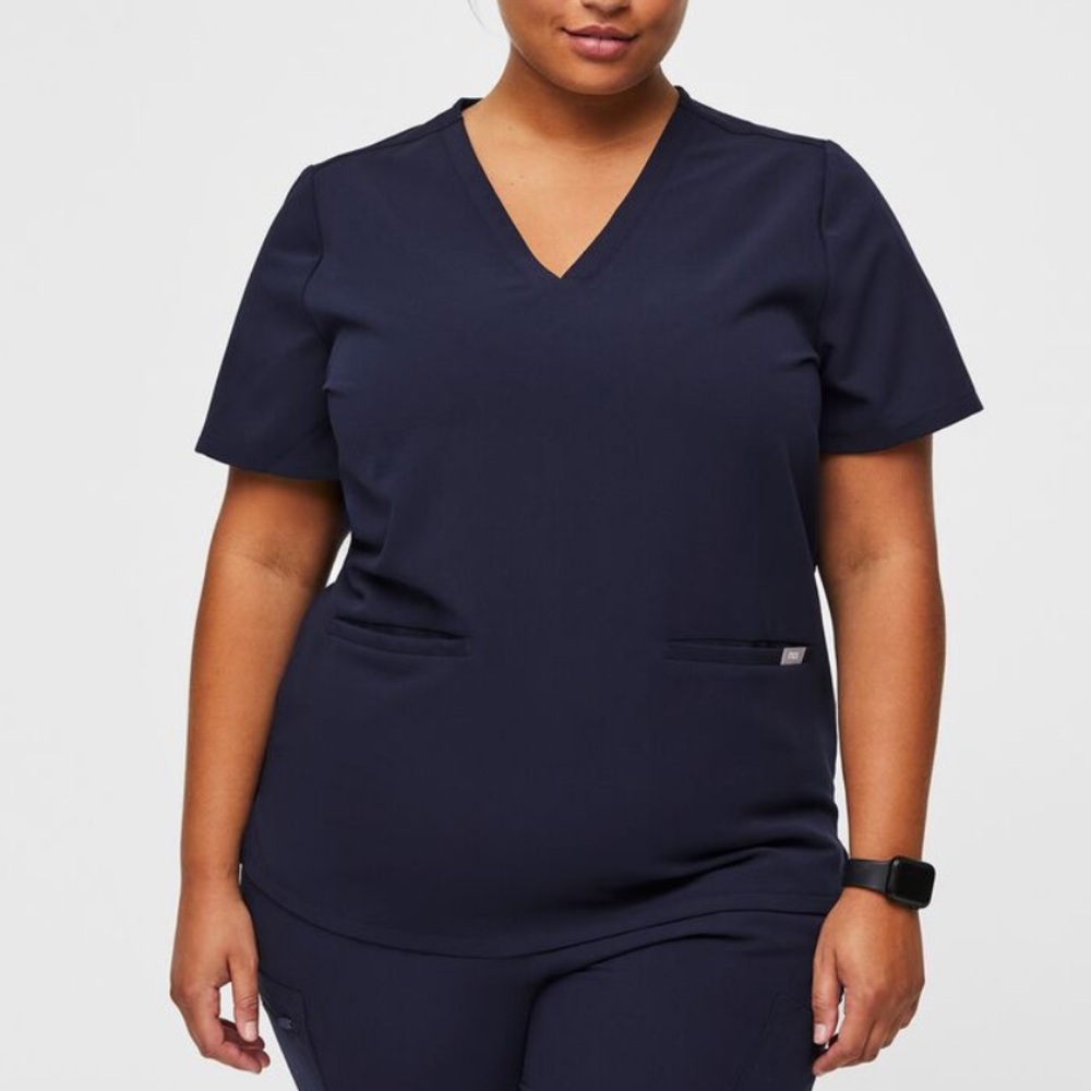 Figs Casma Women’s Scrub Top XL Navy Blue Three Pocket Short Sleeve